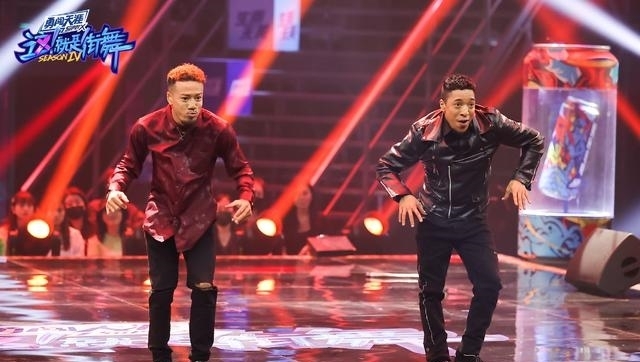 《街舞4》有人刻意破坏尼尔森与王一博关系，来看大神是如何回击