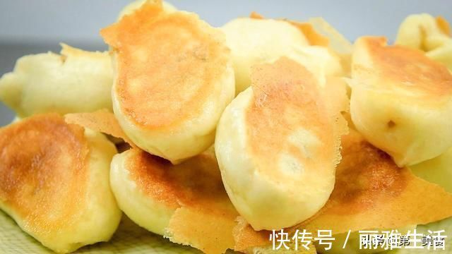 电饼铛|家常水煎包，学会和面、煎制的技巧，自己在家也能做，想失败都难