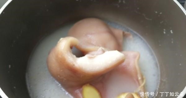 猪蹄过后，中国又一次用酒和蔬菜征服了外国人