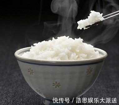 刚知道，保存大米竟这么简单！3个土方法，放1年不生虫不发霉