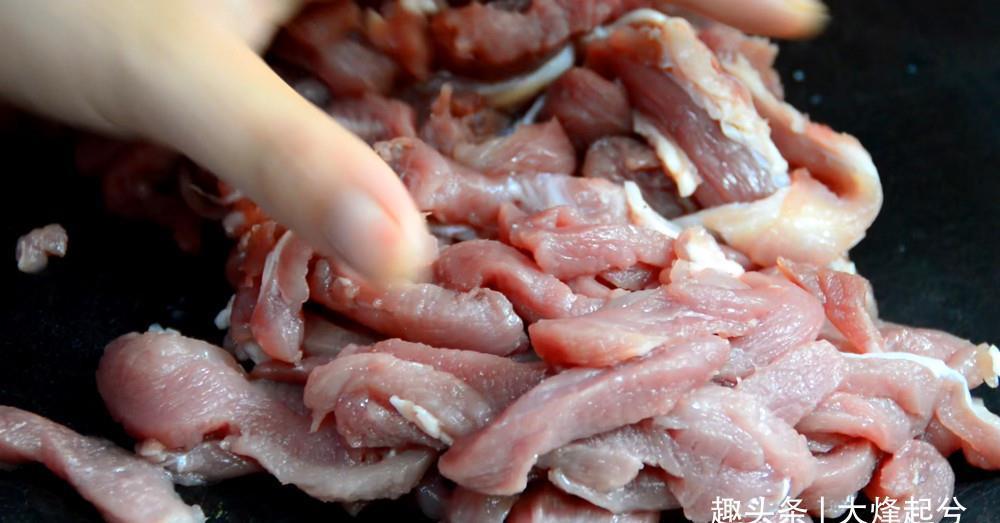 小苏打|炒瘦肉,有人放蛋清和淀粉就错了,关键一步,肉质鲜嫩爽滑