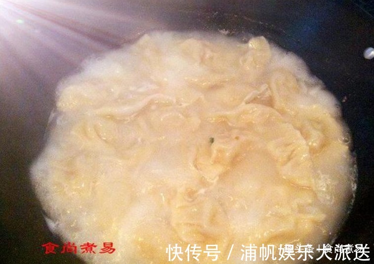 家人百吃不厌的饺子做法,原汤化原食营养丰富,美味顺滑不上火