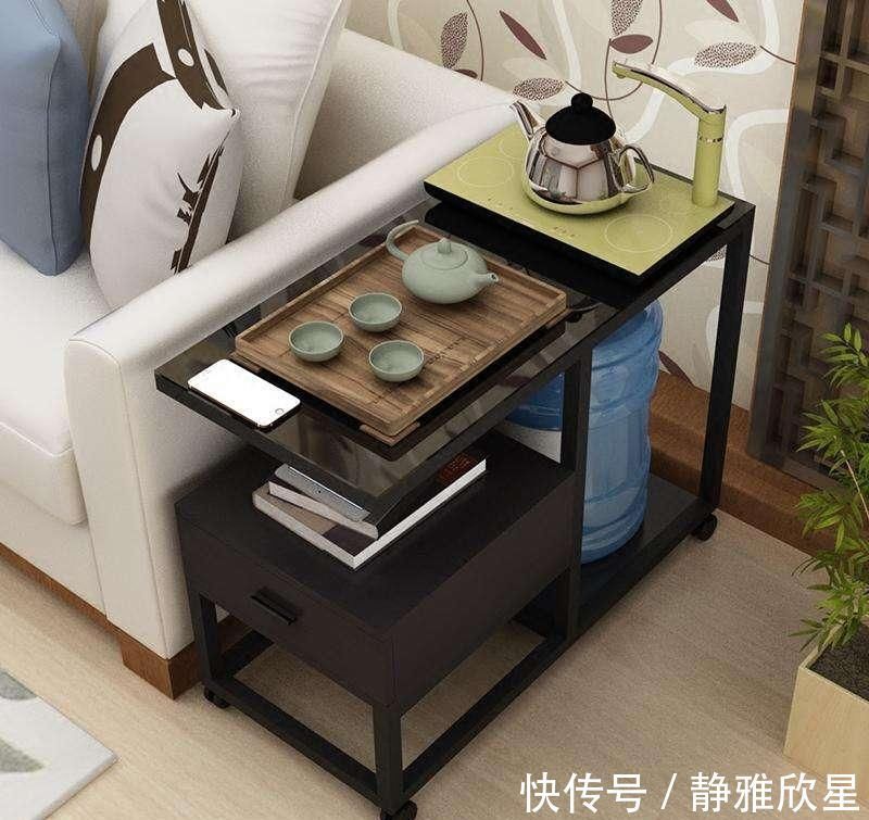 茶几|头一次见有钱人客厅不放茶几,聪明人都这样布置,好看好用不占地