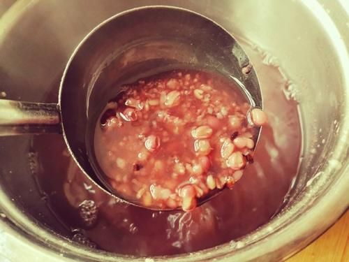 80岁的奶奶每天都喝它,腿脚好身体棒,做法简单不复杂,全家都喜欢