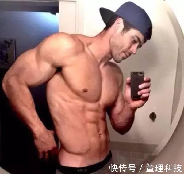 双杠臂|同样是练胸,一个卧推一个夹胸,差距有多大