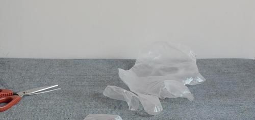 你家有一次性塑料手套吗?这个用途真厉害,解决了很多人的烦恼