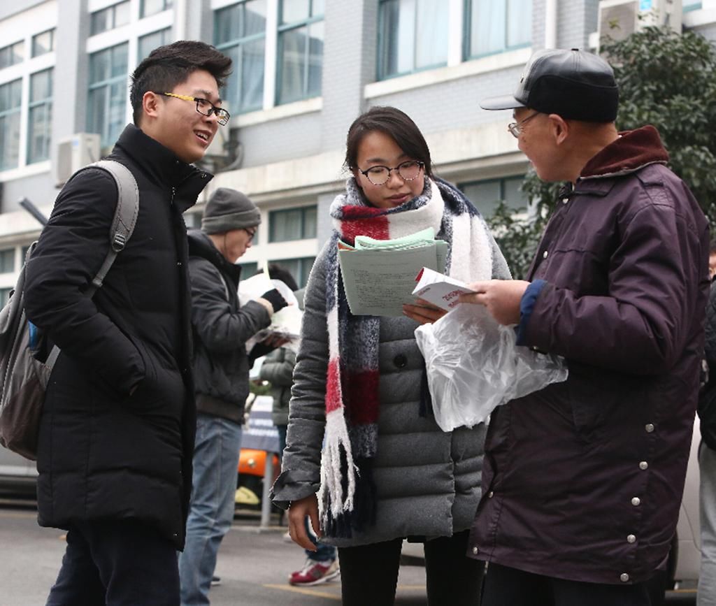 考研队伍中，为何二本学生成了“主力军”？听听张雪峰怎么说