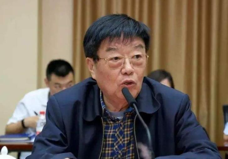 扬子江药业|几口缸几个人办药厂,靠“一包中药”,年入1000多亿却坚持不上市