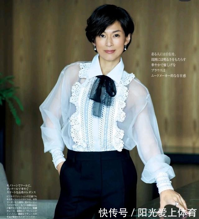 小仙女们 50、60岁的女人,入秋后如何靠穿搭美出新高度!