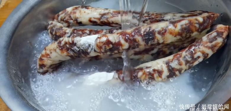 春节后,吃不完的香肠别放冰箱,分享2个小窍门,放一年都新鲜