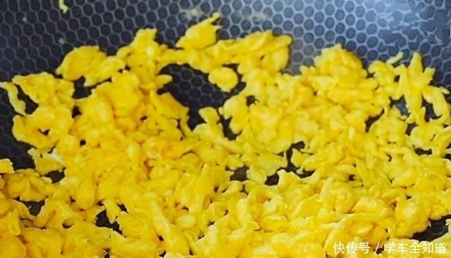 番茄|西红柿别再炒着吃了,大厨教你新吃法,1次5斤不够吃,开胃又解馋