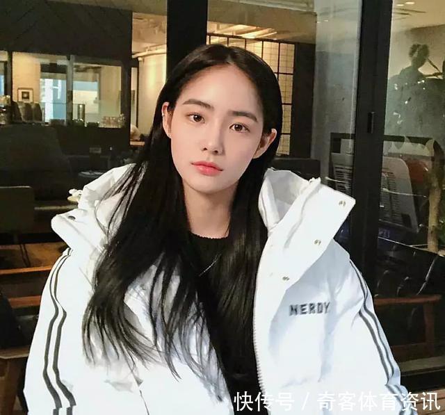 韩国三大整形模板,为自己画像找医生整容,一个还是jisoo的好朋友