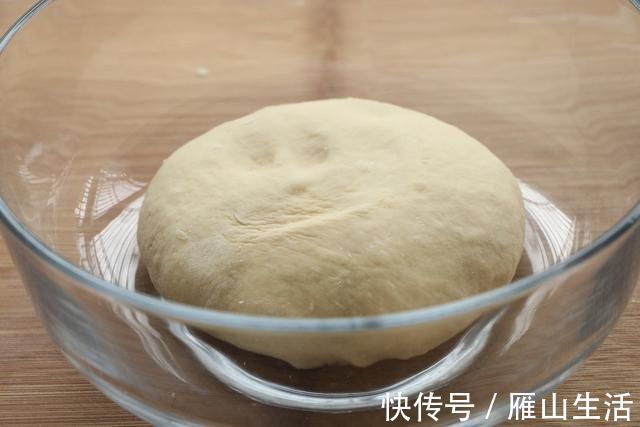 鸡蛋饼|比手抓饼简单，比油条健康，简单易做，早餐吃太好了，家人都爱吃