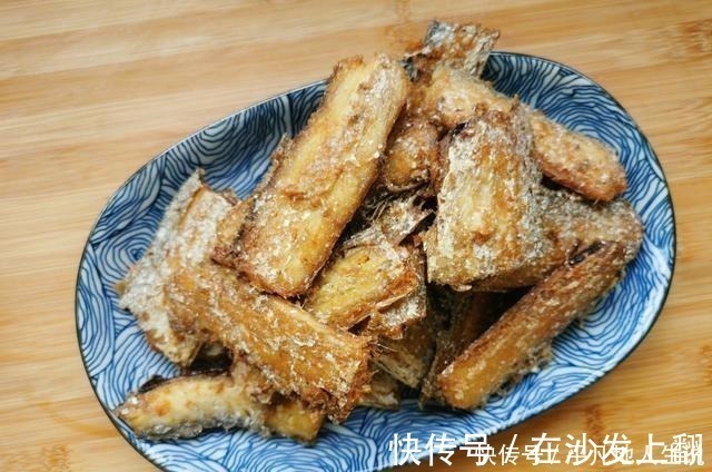带鱼好吃有窍门,记住这3点,鱼肉鲜嫩无腥味,不松散不油腻