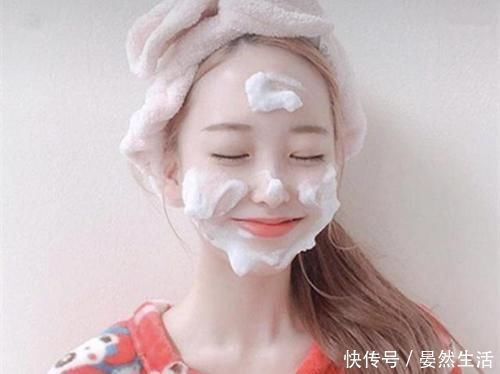 去角质|让皮肤变差的3种护肤方式，真的，你还不如只用清水洗脸