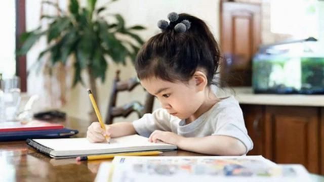 成绩|将来能挣大钱的孩子,从小就有5个特征,跟成绩好坏无关