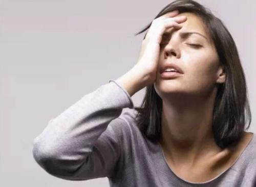 给女性的建议：3个好习惯延缓衰老，若能长坚持，面部饱满人年轻