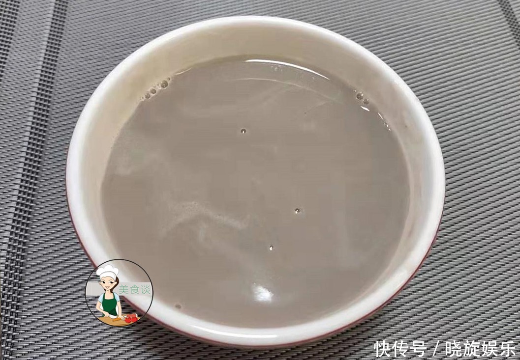 早餐别老喝黄豆浆了,试试这碗营养豆浆,香甜细腻,营养又暖身