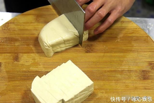 这样做出来的蒸豆腐又香又嫩,营养价值丰富