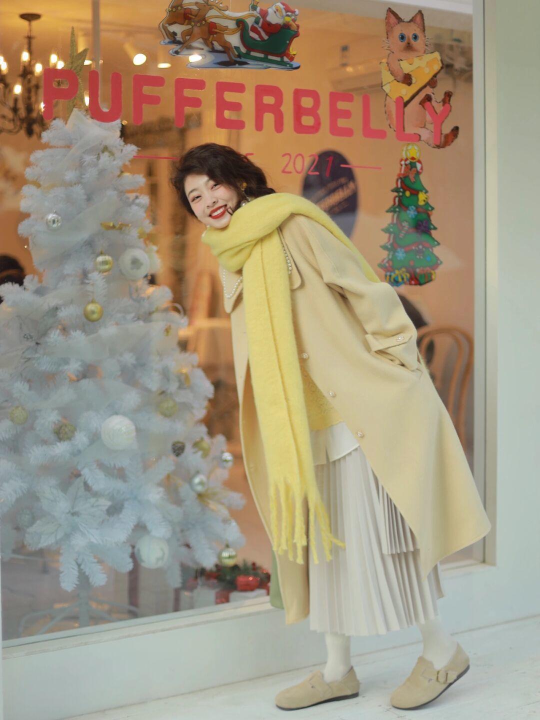 微喇裤 大衣怎么穿才时髦?看看这些简约高级的穿搭示范,轻松美成焦点