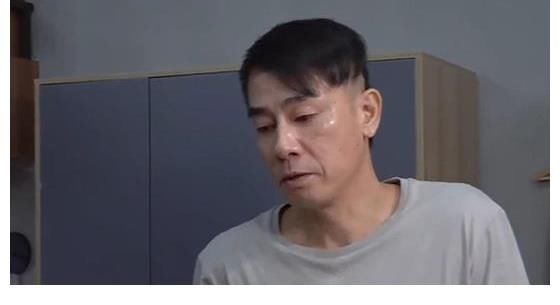 前輩|《披荊斬棘的哥哥》周延在前輩面前裝大哥，陳小春霸氣回應護短