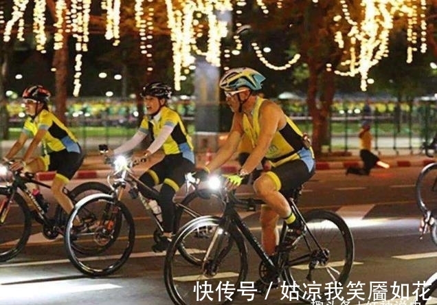 放飞自我$68岁泰王放飞自我!率领众嫔妃丛林夜骑,百姓匍匐跪拜高呼万岁