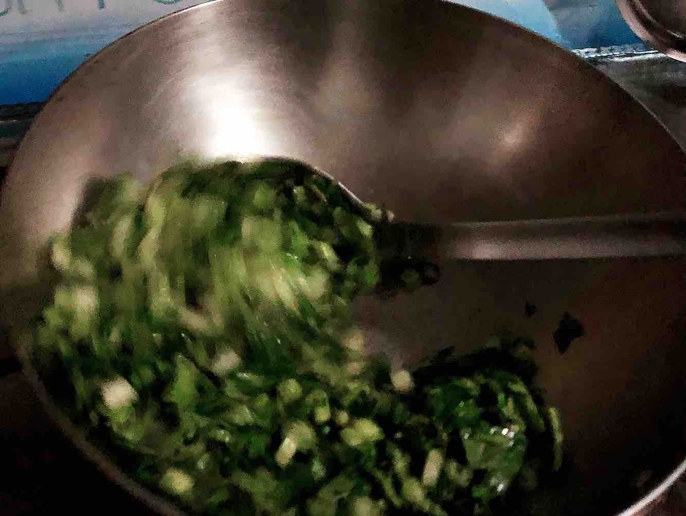 这菜是“天然巴豆”,口臭厉害要经常吃,便秘也会悄悄消失