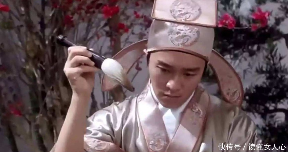 才女雨中卖伞出上联,才子唐伯虎巧对下联,女子倾心佩服