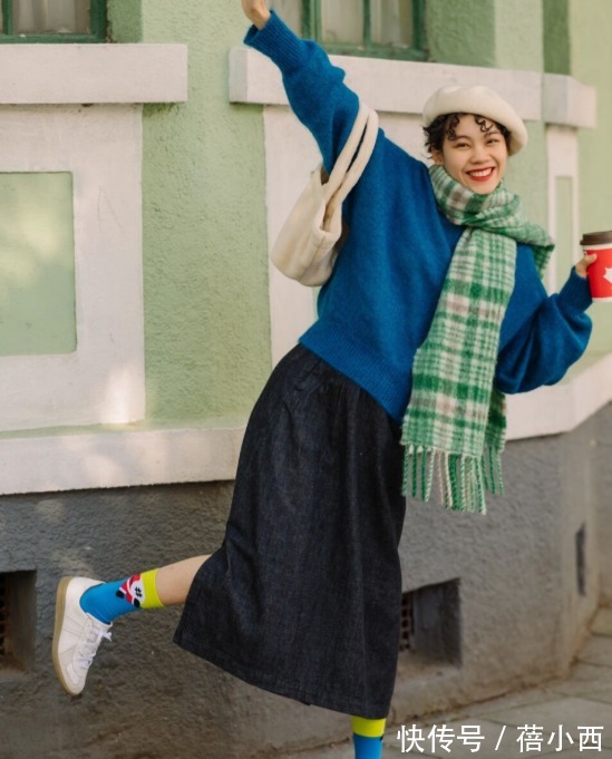 女人味|优雅的女人衣橱里必备“针织衫”,时髦!百搭!照着博主穿就对了