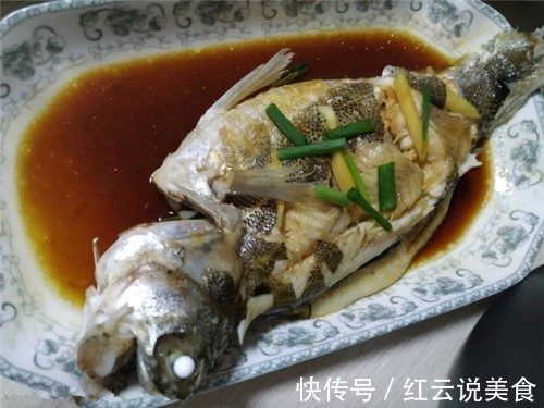 第一次带女友去见外婆,外婆做了一桌菜,饭后女友做法让我感动!