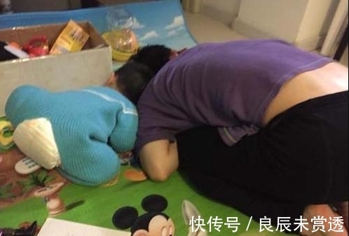 父子俩|不用去医院都可以证明他们绝对是亲生的