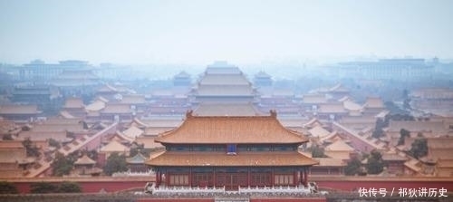中年|故宫有一座神秘宫殿，被封条封住200年，每次开门必须请示一下