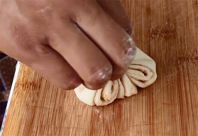 辣椒面|教你在家轻松蒸花卷馍,原来做法那么简单,看一遍就能学会