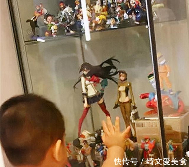 熊孩子|“一堆破塑料20万，你想讹钱？”熊孩子弄坏手办，父母拒绝赔偿