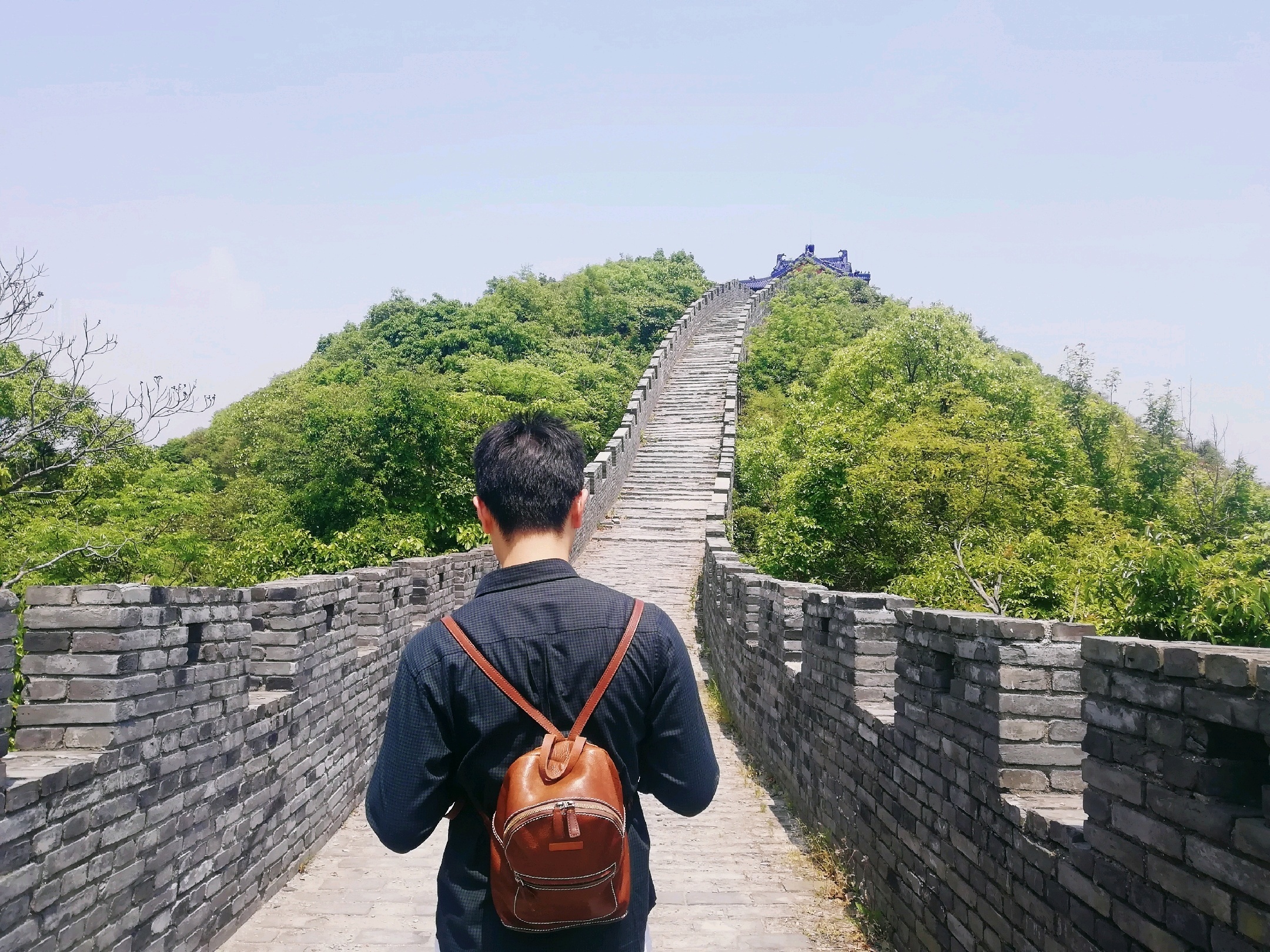 归来|我国最美“海上长城”,登顶可远眺大海,至今仍无人知晓!