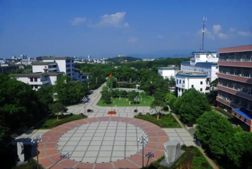 加强学科建设，湖南科技学院成立三个新学院，更名大学有望