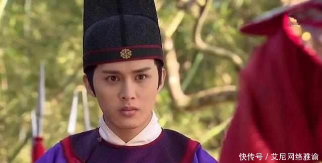云奇|小太监阻拦皇帝出宫,皇帝一怒之下将其打死,后来发现太监救了他