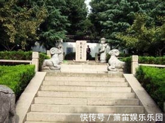 刘基#村民挖出一块石碑,上面预言的中国千年的国运,句句应验