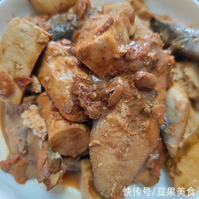 黄豆酱|不用油不用炒直接炖超简单鲅鱼炖豆腐