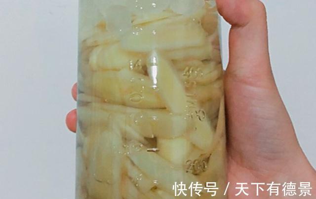 肝火旺病|肝火旺病缠身,少吃“2肉”,多喝“2绿”,降肝火,抗衰防老