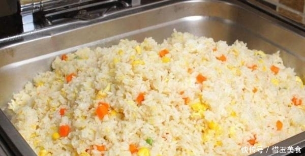 甜点|自助餐“最坑人”的3种食物,聪明人不拿,专坑“人傻钱多”的人