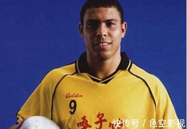照片|6张误以为P过的照片:麦迪代言电动车,大鲨鱼真有8块腹肌!