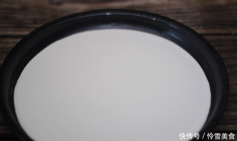  凉皮简单版，不揉面不洗面，又快又好吃，还劲道不易破！