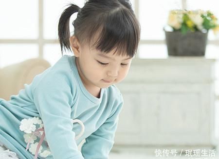 自闭儿|宝宝少表现情绪？不看爸妈、少分享，4点观察孩子是否有自闭倾向