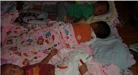 绳子|幼儿园孩子午睡实拍,看完后,你还会给孩子买这3种衣服吗