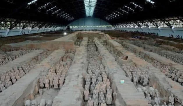  秦始皇陵|秦始皇陵出现一张“神秘脸”，5分钟后消失了，考古队：我们错了