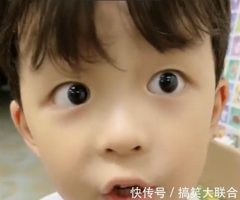 妈妈|江苏一妈妈赤脚回家萌娃心疼不已,下一秒得知原因后萌娃哭笑不得