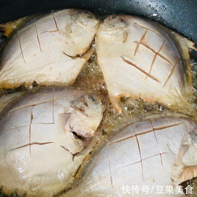 预防癌症|这道干炸鲳鱼太销魂，同事吃过都找我要菜谱