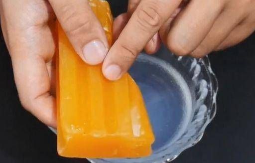 拉链|肥皂只用来洗衣服真是太浪费了,它的3个隐藏妙用,学到就是赚到