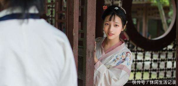 从后往前读|古代一首奇特的诗,倒着念是妻子思念丈夫,正着念是丈夫思念妻子